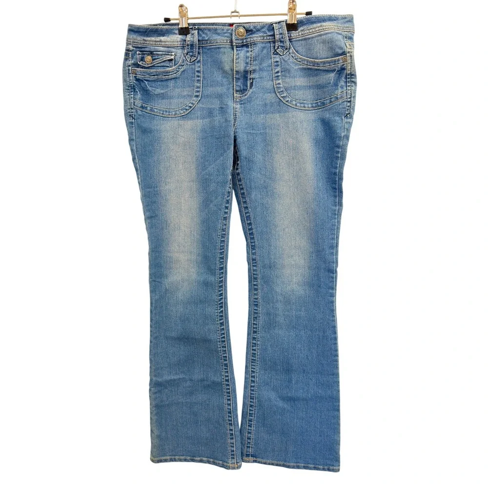 Dickies brand material